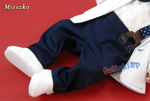 Eleganckie bawełniane ubranko z szelkami do chrztu dla niemowlaka #UbrankaOkazjonalneChłopięce #UbrankoDoChrztuDlaChłopca #GarniturkiDlaNiemowlęciaDoChrztu