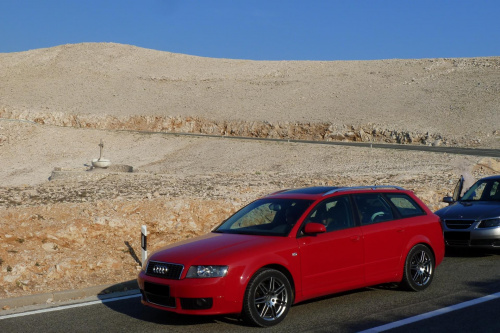 AUDI A4 B6 AVANT Brilliant Red LY3J