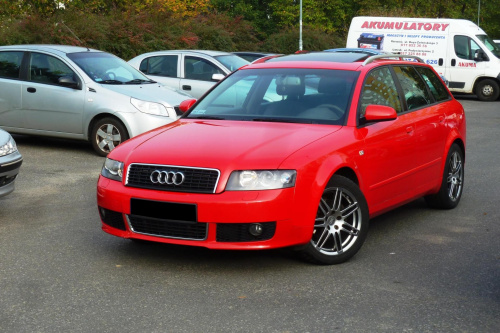 AUDI A4 B6 AVANT Brilliant Red LY3J