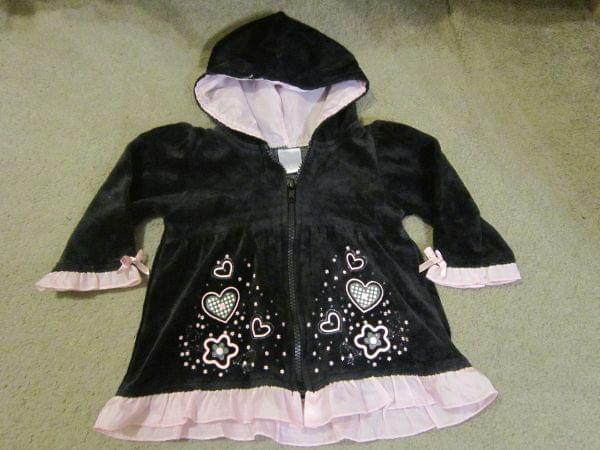 Numer 59
Bluza polarkowa. Stan db
Rozmiar 74
Cena: 3zł