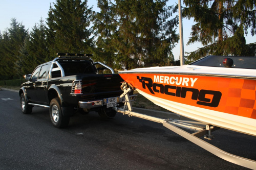 #MercuryRacingRing18Speedboat