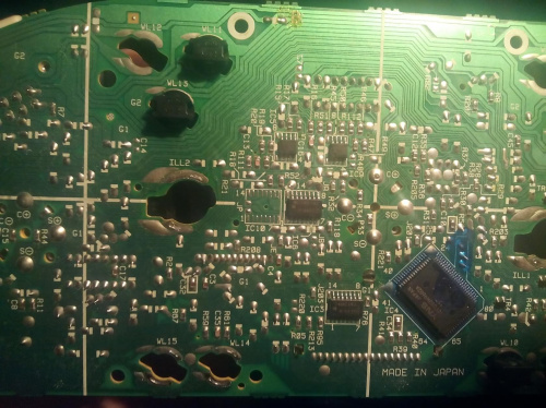 Mazda 323f ba 1997 - Jak zmienić przebieg na elektronicznym liczniku.