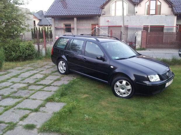 Bora 1.9Tdi bok